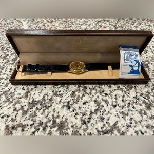 Rare Disney fantasia 50th anniversary watch